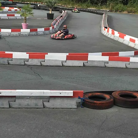 Daire Pieck Mit Parkplatz Und Privater Garage