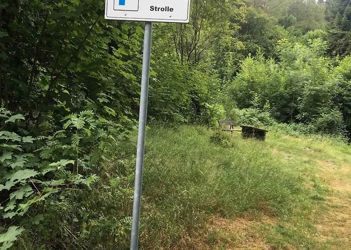 Pieck Mit Parkplatz Und Privater Garage