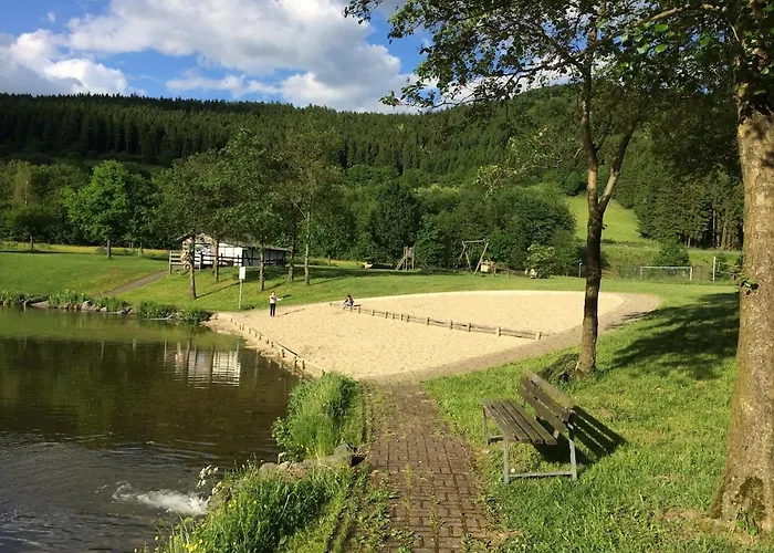 Pieck Mit Parkplatz Und Privater Garage アパート *